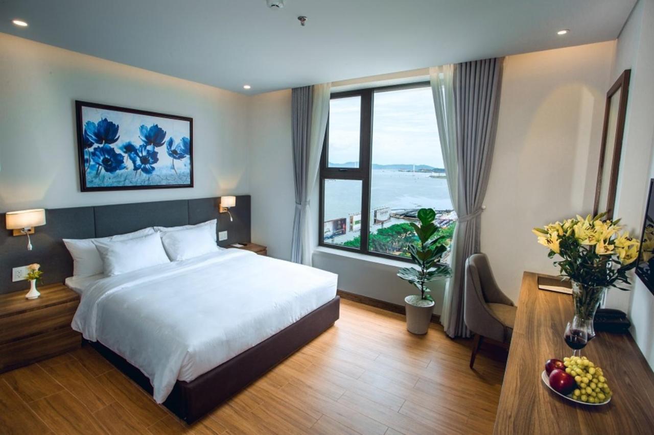 Glamour Khách sạn 4*