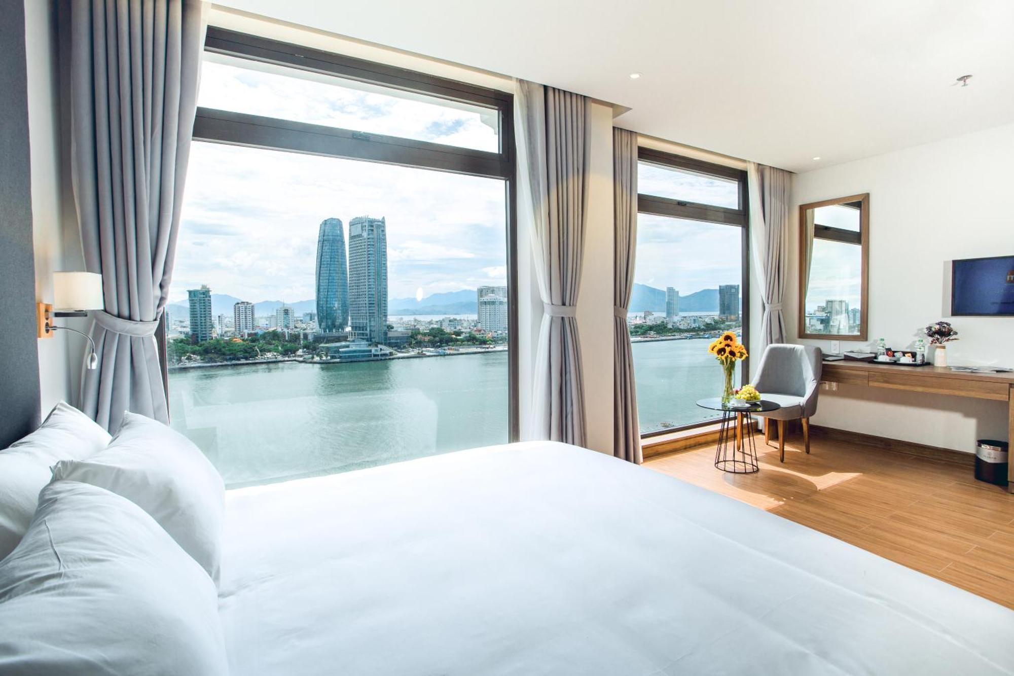 Glamour 4* Đà Nẵng